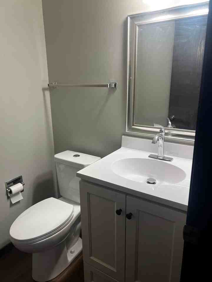 1825 W Brewster St - Photo 3 of 15