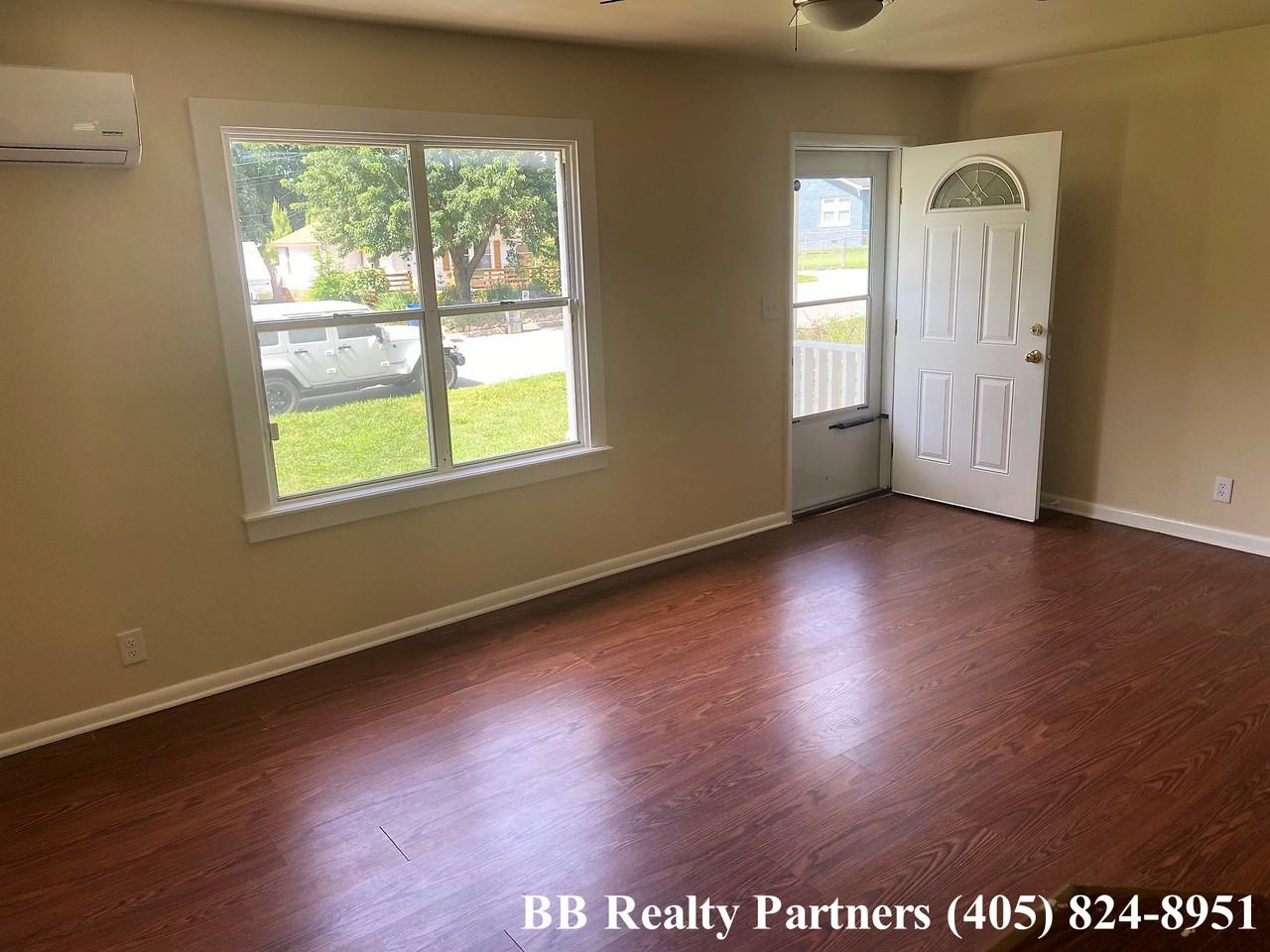 4620 E 4th St #NA - Photo 4 of 14