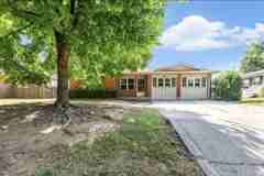 700 Claremont Dr #NA - Photo 1 of 1