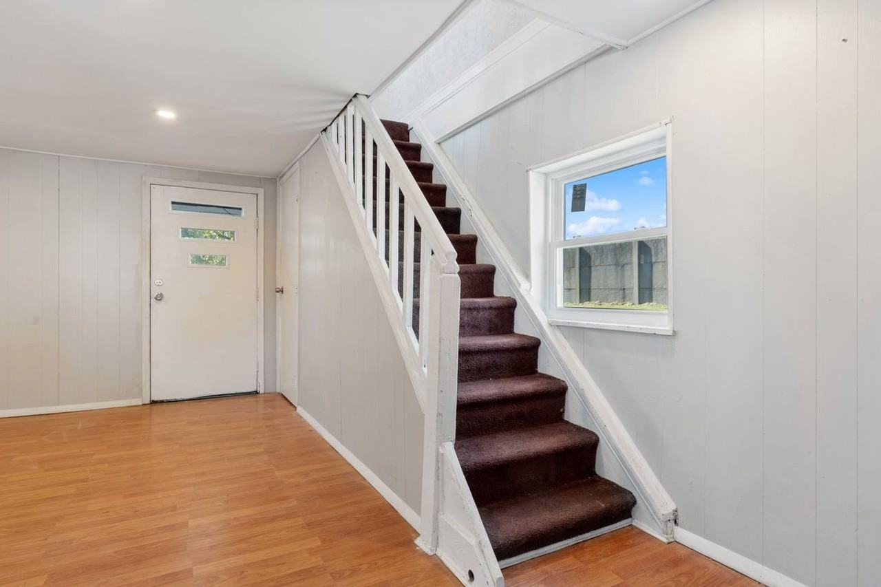 3021 Old Sellars Rd - Photo 4 of 17