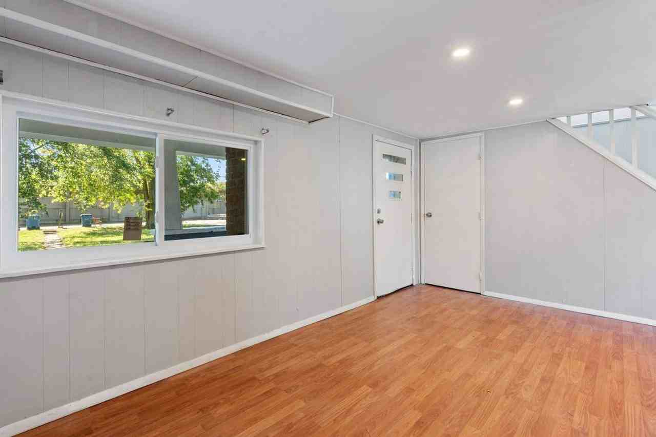 3021 Old Sellars Rd - Photo 7 of 17