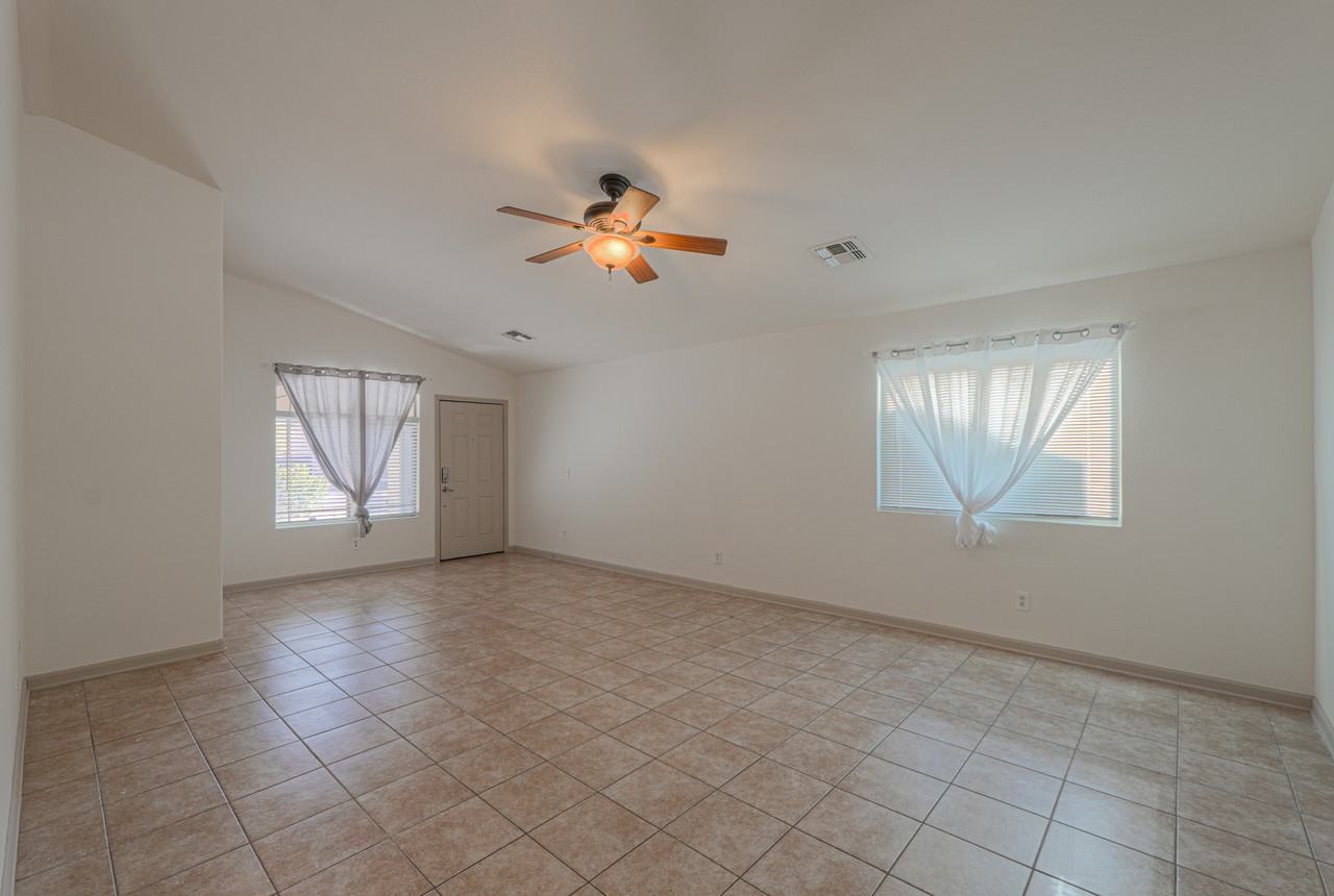 43749 W Magnolia Rd #NA - Photo 3 of 36