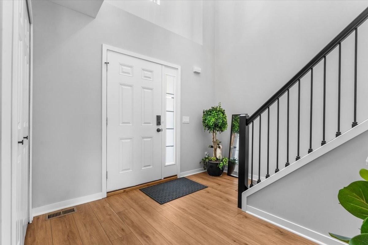 9805 Newburgh Rd #NA - Photo 7 of 34