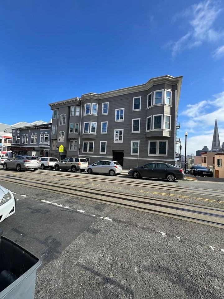 1336 Mason St - Photo 2 of 26