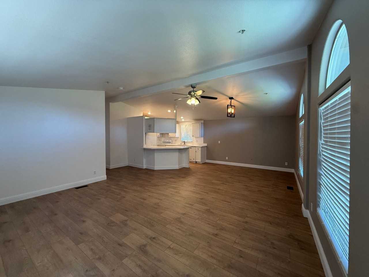 11815 Borden Rd - Photo 7 of 23