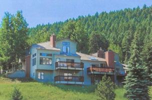 featured image of 752 Chimney Creek Dr #B