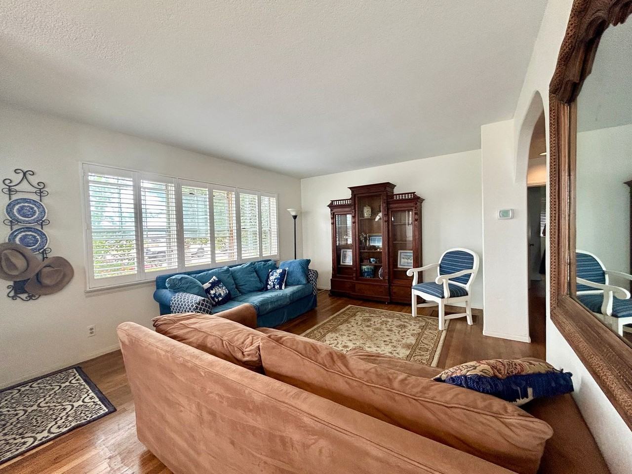 1708 Broadway - Photo 7 of 50