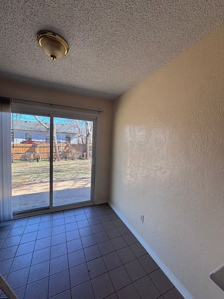 2423 Kiowa Way - Photo 4 of 8