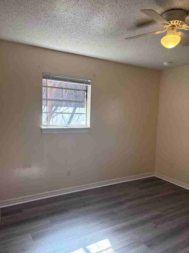 2423 Kiowa Way - Photo 7 of 8
