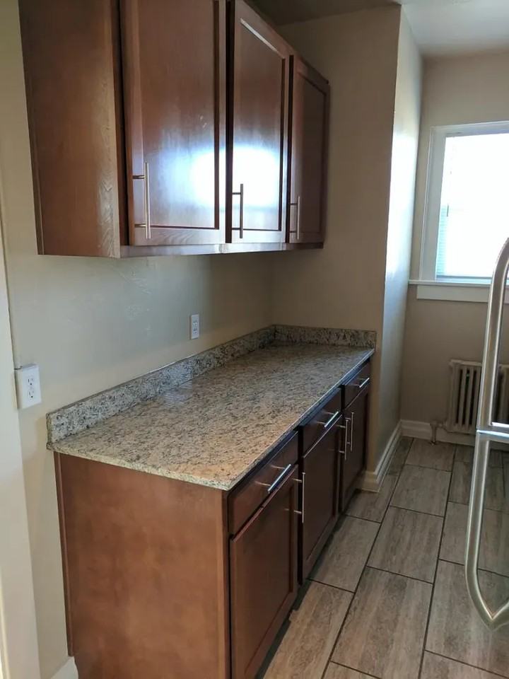 Federal Apartments - Photo 7 of 41