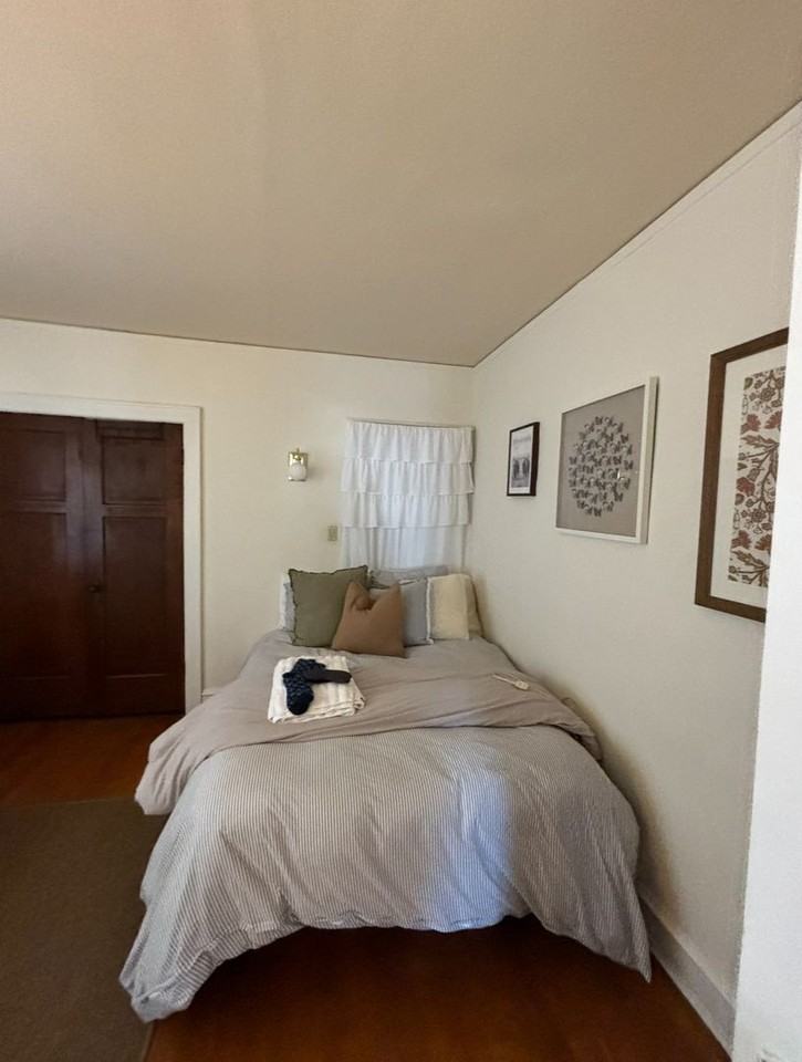 3822 N Maryland Ave - Photo 4 of 23