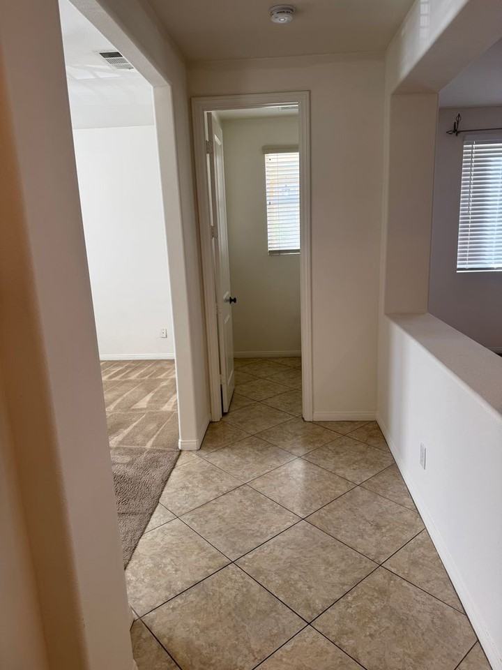 11074 Buttonbush Ct - Photo 7 of 50