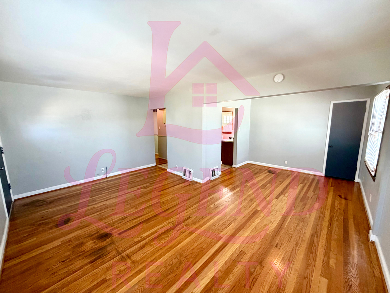 10215 Tappan Dr - Photo 6 of 19