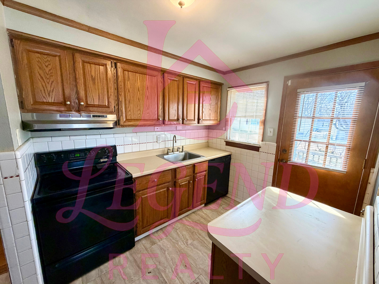 10215 Tappan Dr - Photo 7 of 19