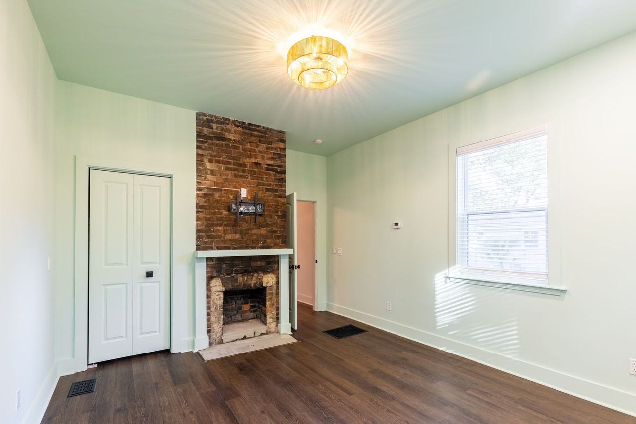 638 E 37th St #B - Photo 7 of 31