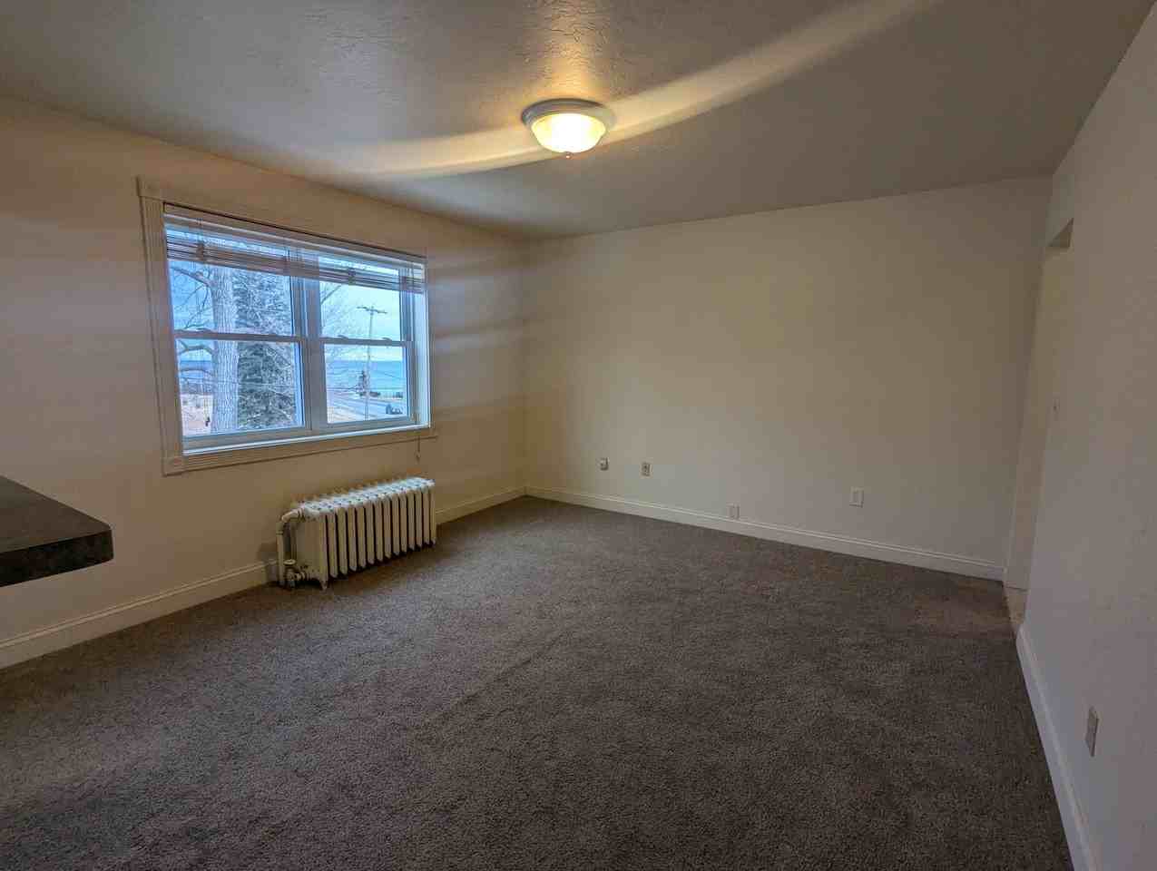 5921 London Rd - Photo 5 of 20