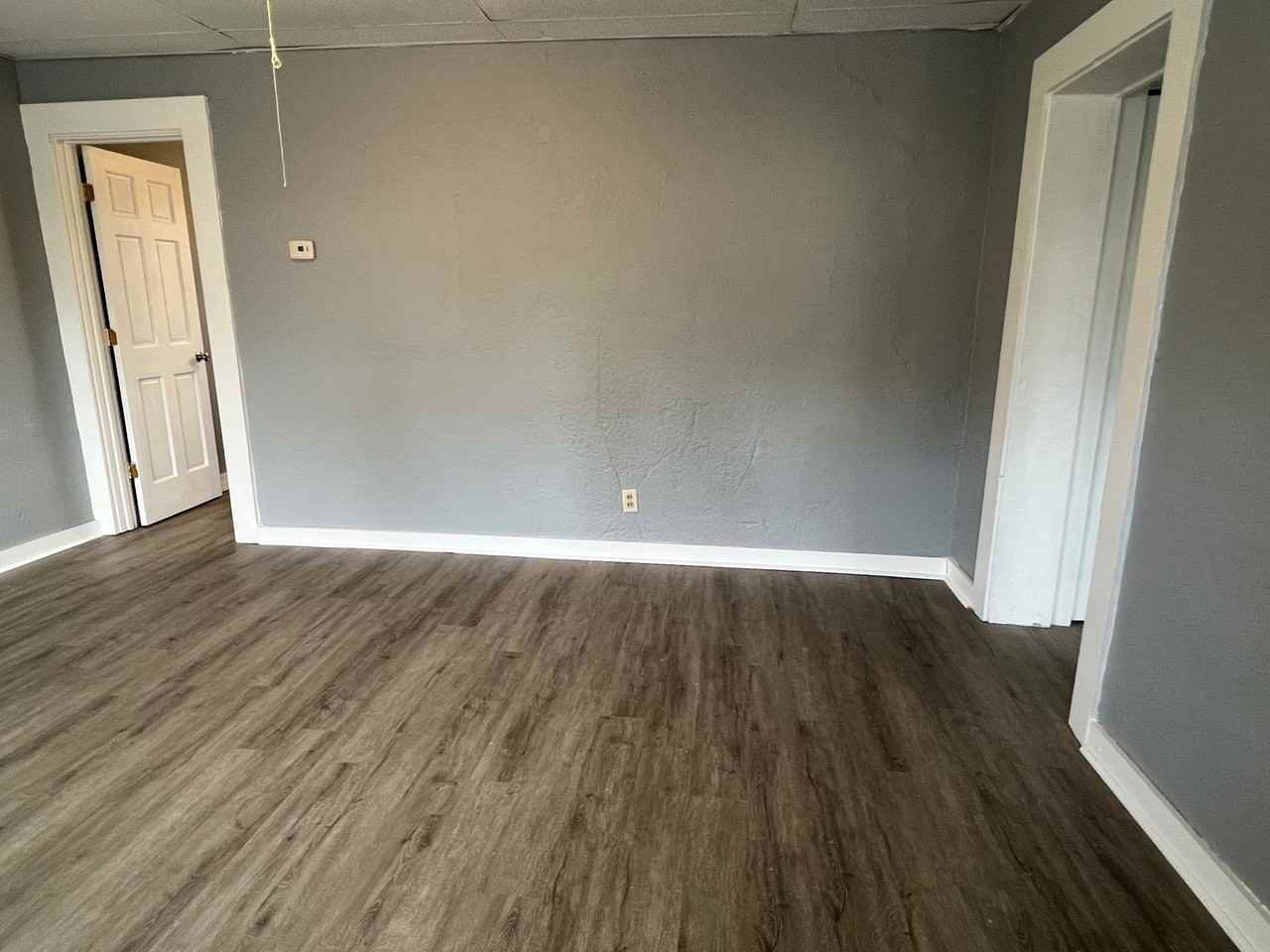 518 S State Ave - Photo 4 of 7