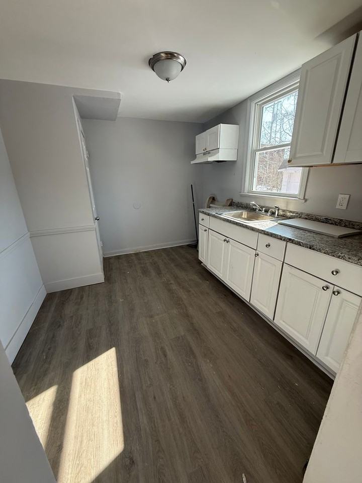 14506 Milverton Rd - Photo 3 of 7