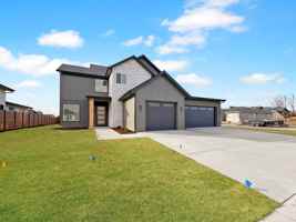 featured image of 891 N Gracie Ave