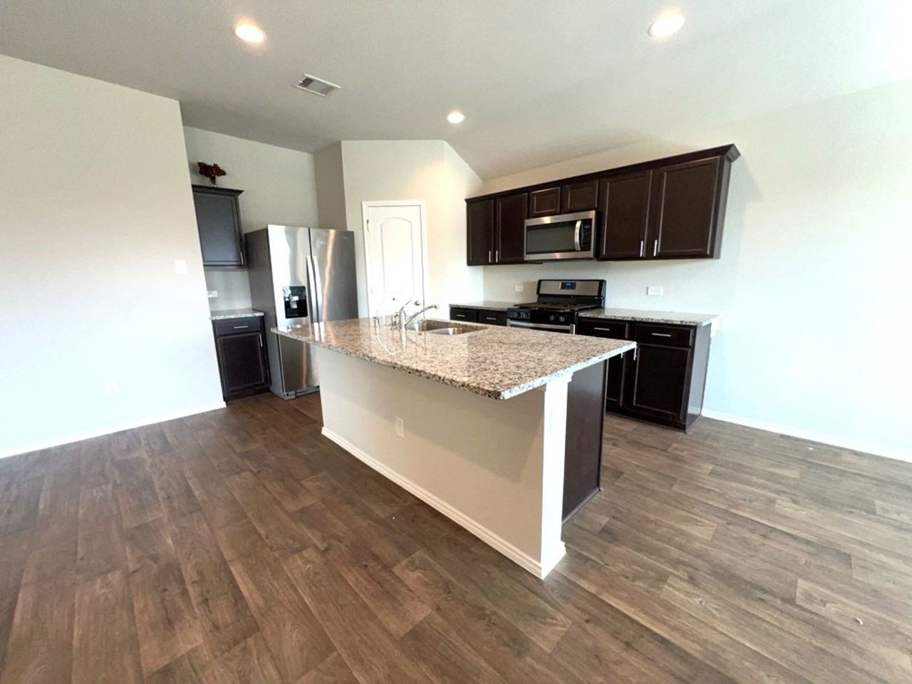 2418 Rainier Mist Rd - Photo 2 of 18