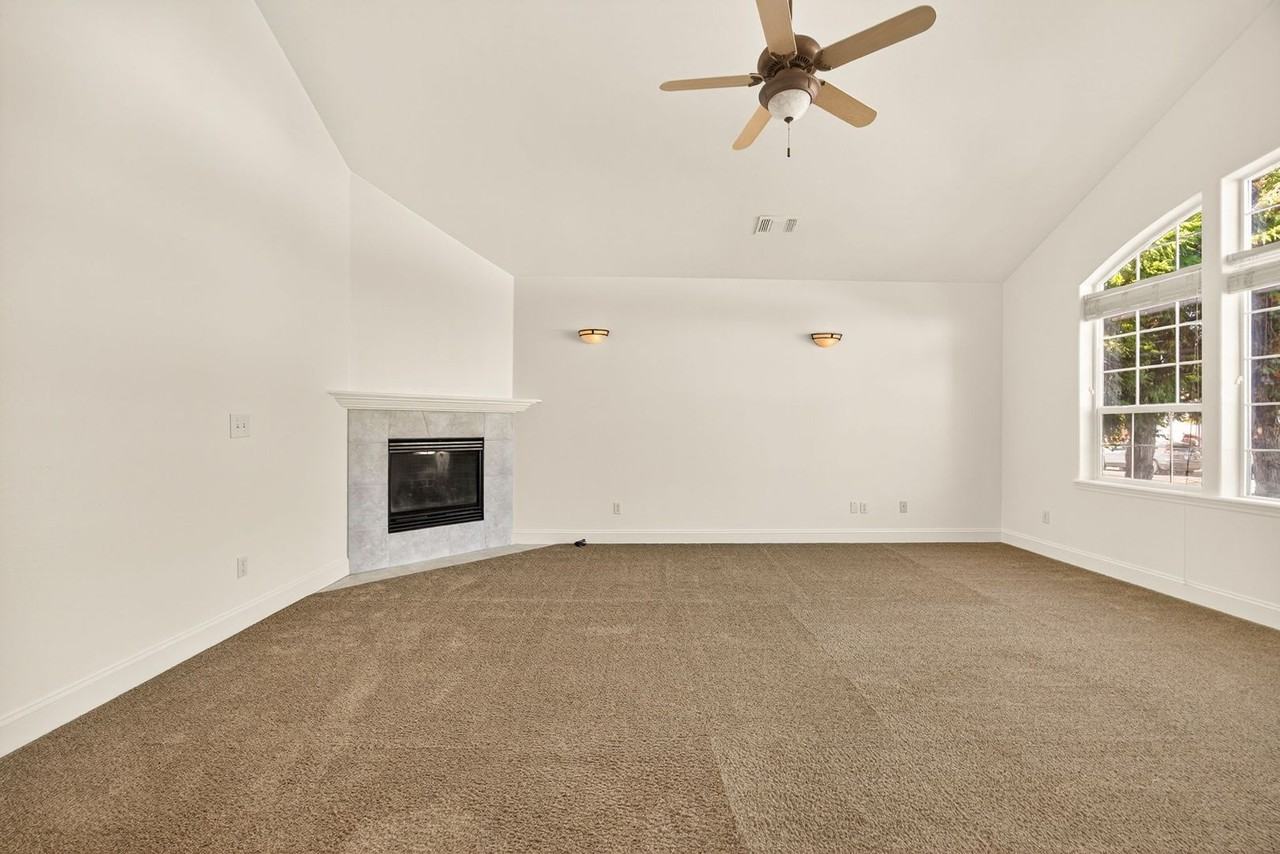 2638 Rabun Way - Photo 7 of 48