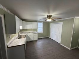 featured image of 827 S Stormont St