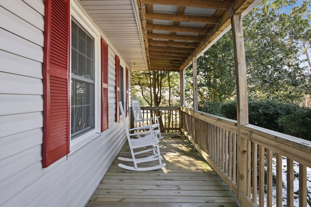 1363 Dow St - Photo 2 of 20