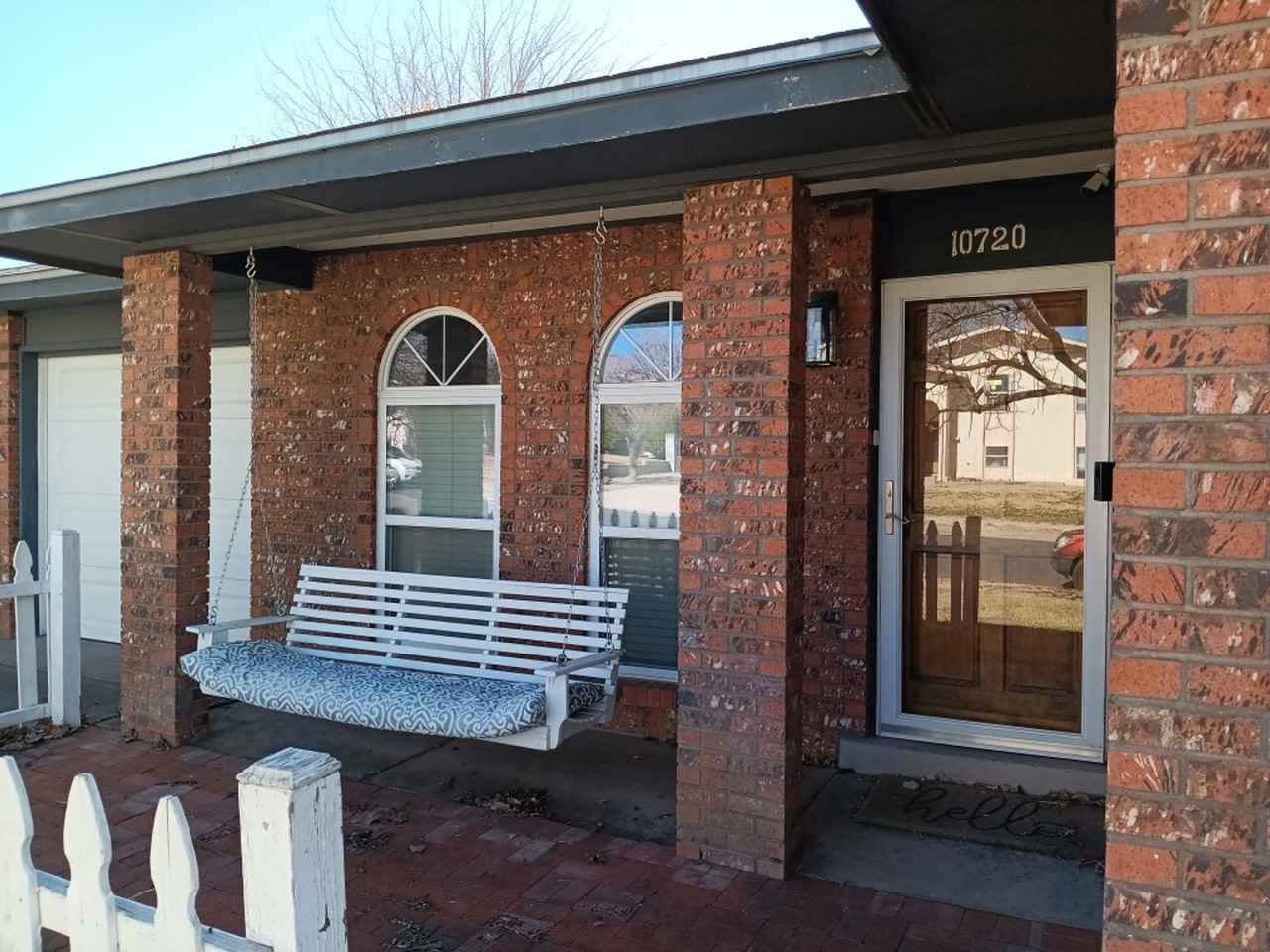 10720 Lowe St Ne - Photo 2 of 18