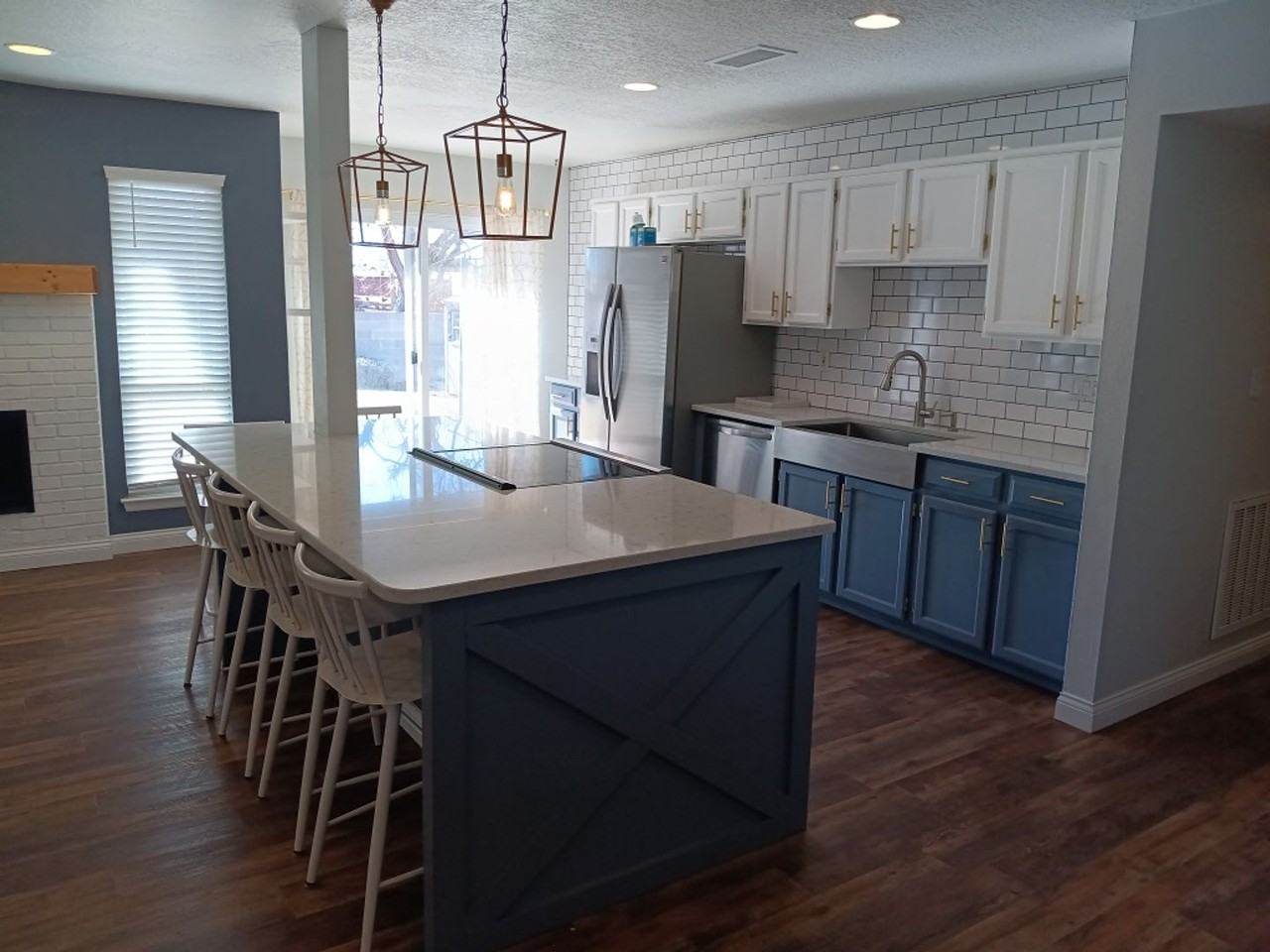 10720 Lowe St Ne - Photo 4 of 18