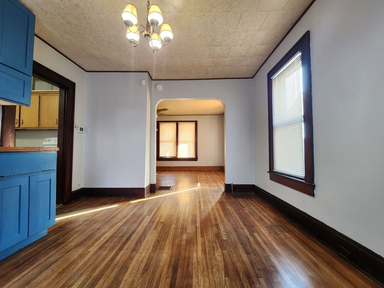 183 N Wayne Ave - Photo 6 of 21