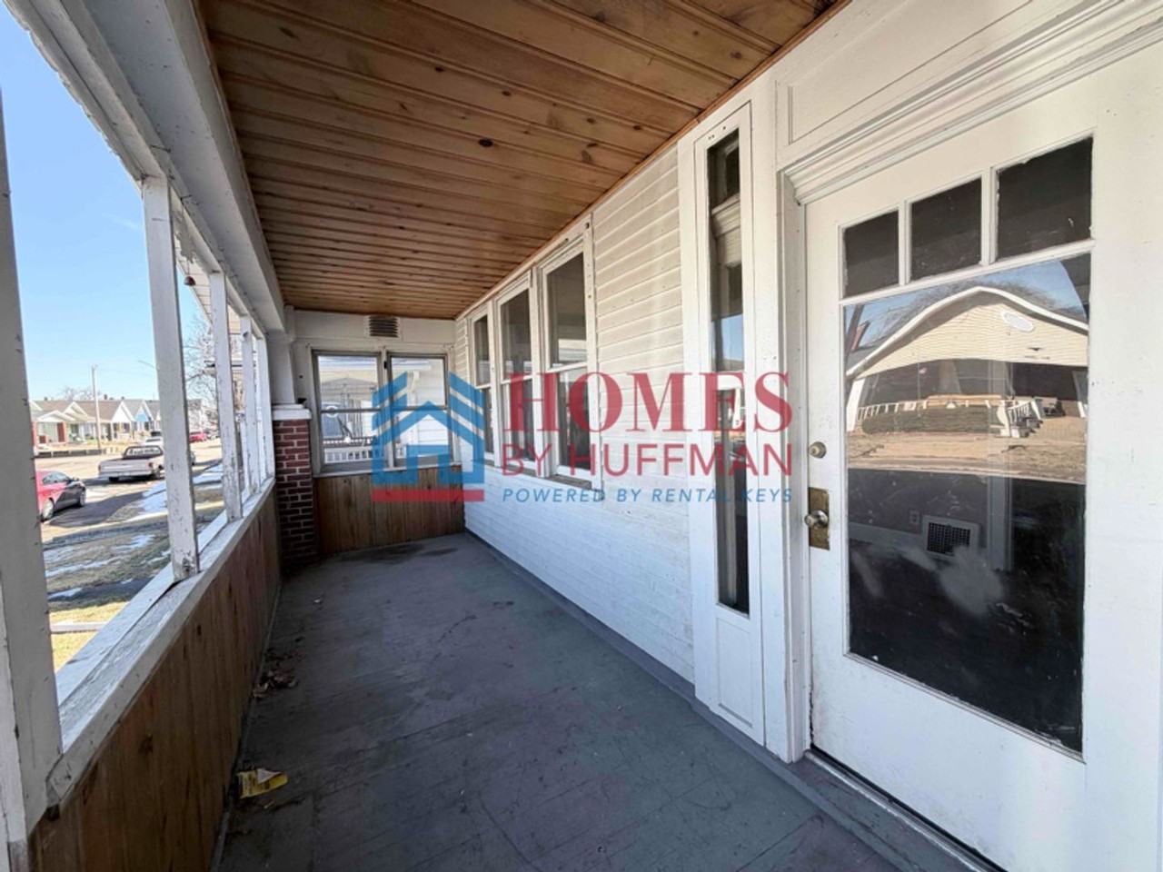 313 Keck Ave - Photo 3 of 17