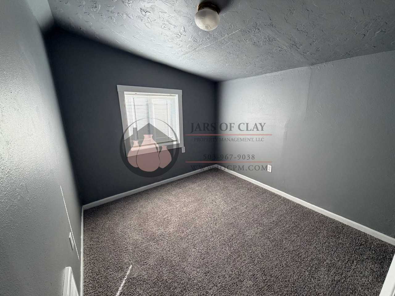 1748 Bellevue St Se - Photo 6 of 12