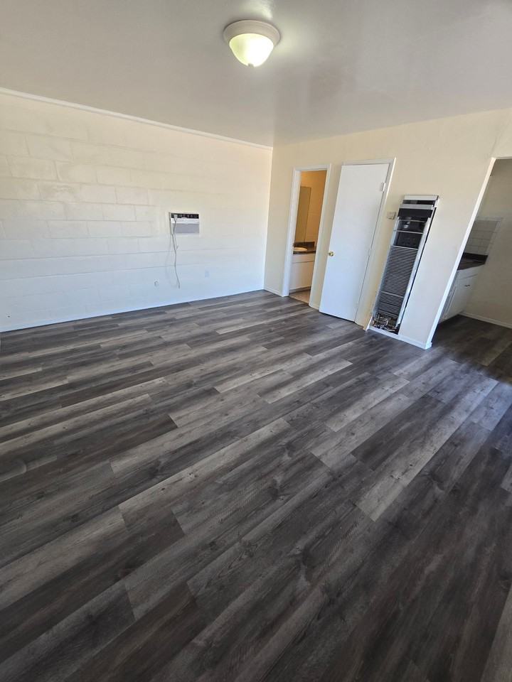 125 East 34th Street - Photo 3 of 15