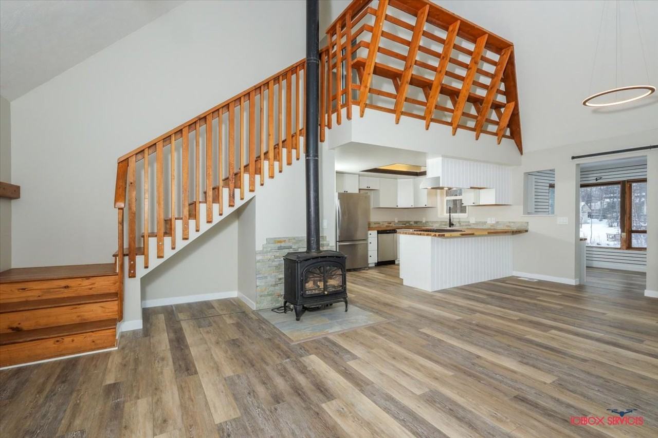 1960 E Porcupine Trl - Photo 5 of 37