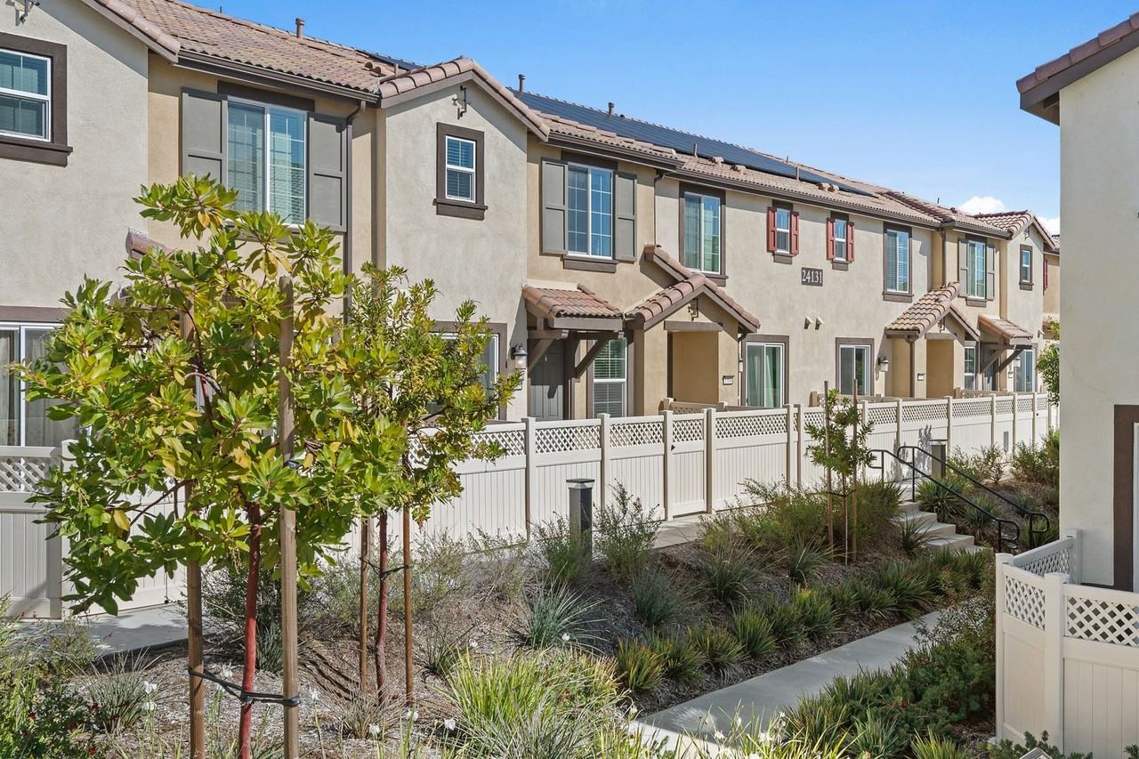 24131 Tuscany Ave #1305 - Photo 4 of 34