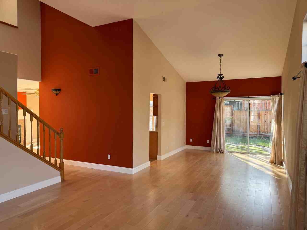 212 Montevideo Cir - Photo 6 of 44