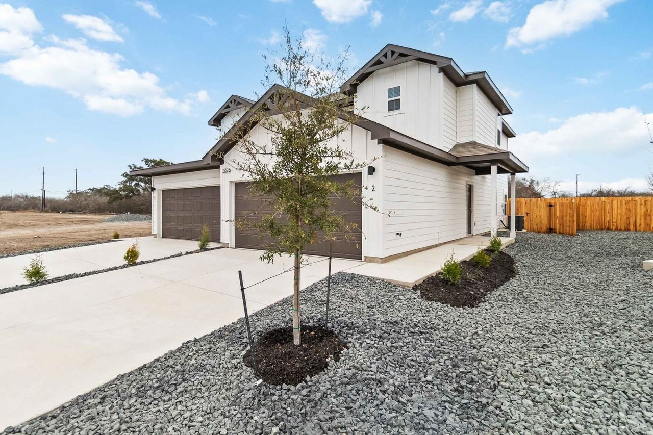 15526 15526 Suess Hill #1 - Photo 2 of 23