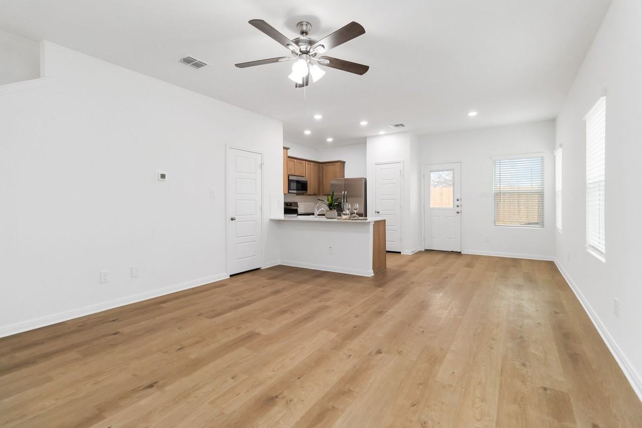 15526 15526 Suess Hill #1 - Photo 5 of 23