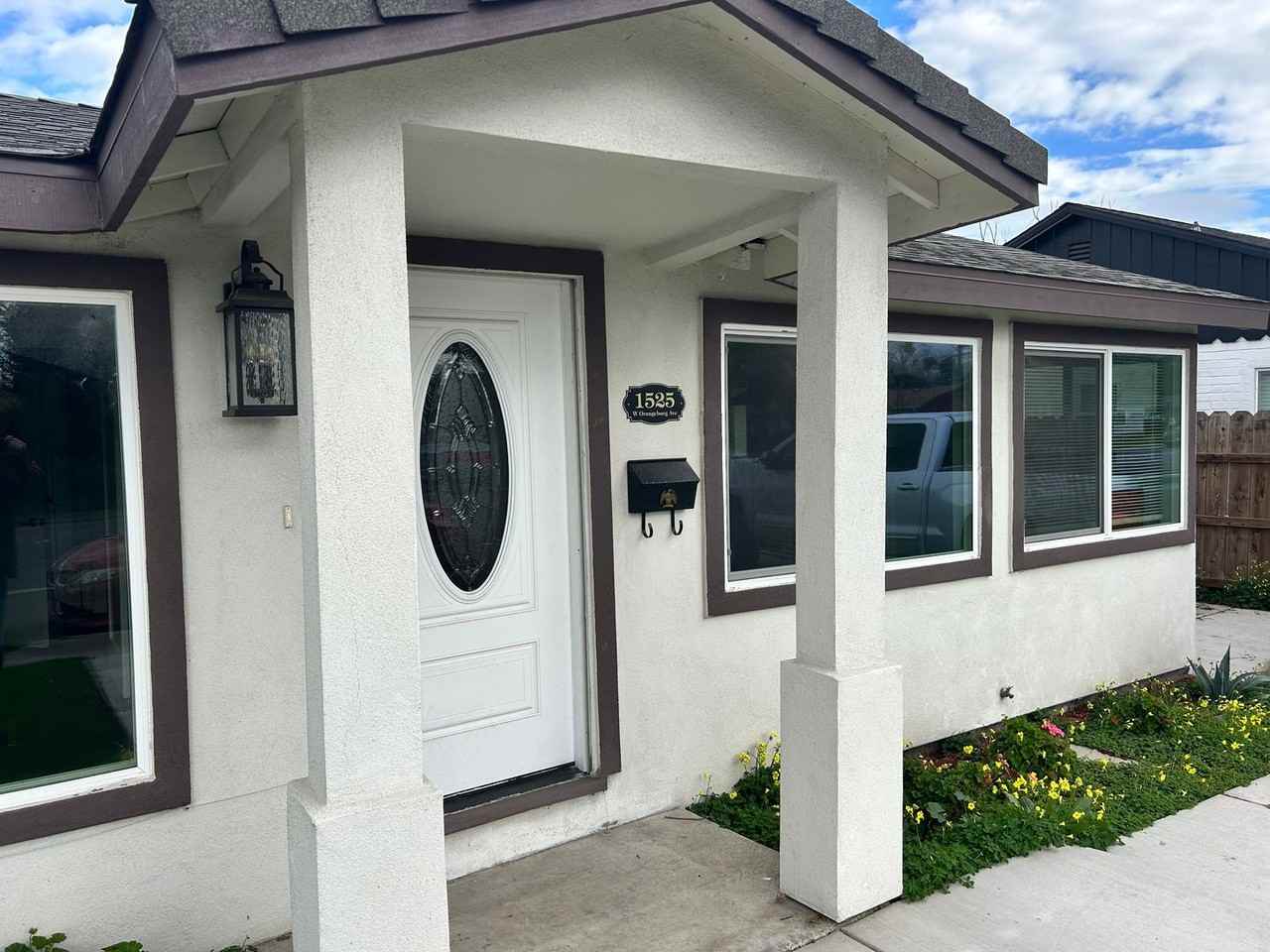 1525 W Orangeburg Ave - Photo 2 of 29