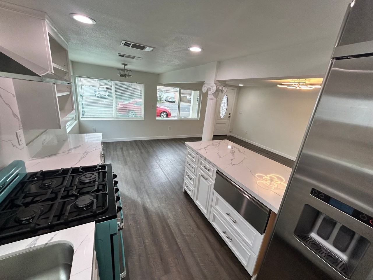 1525 W Orangeburg Ave - Photo 7 of 29