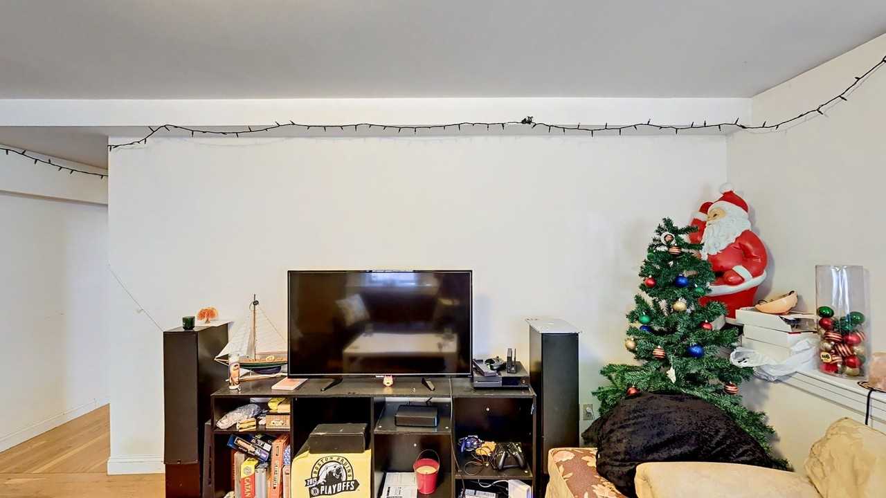 19 Glenville Ave - Photo 3 of 12