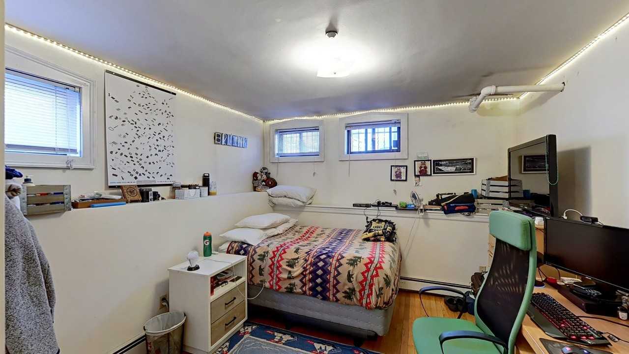 19 Glenville Ave - Photo 4 of 12