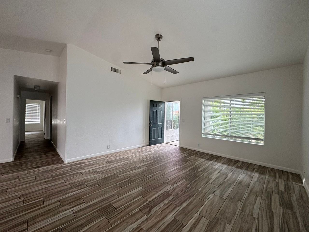 4470 S Donald Cir - Photo 7 of 38