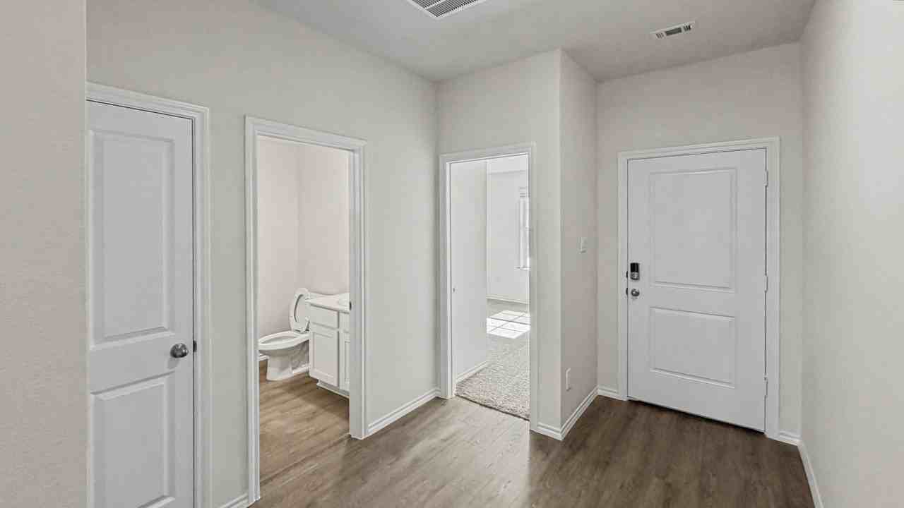 3405 Tomahawk Dr - Photo 5 of 50