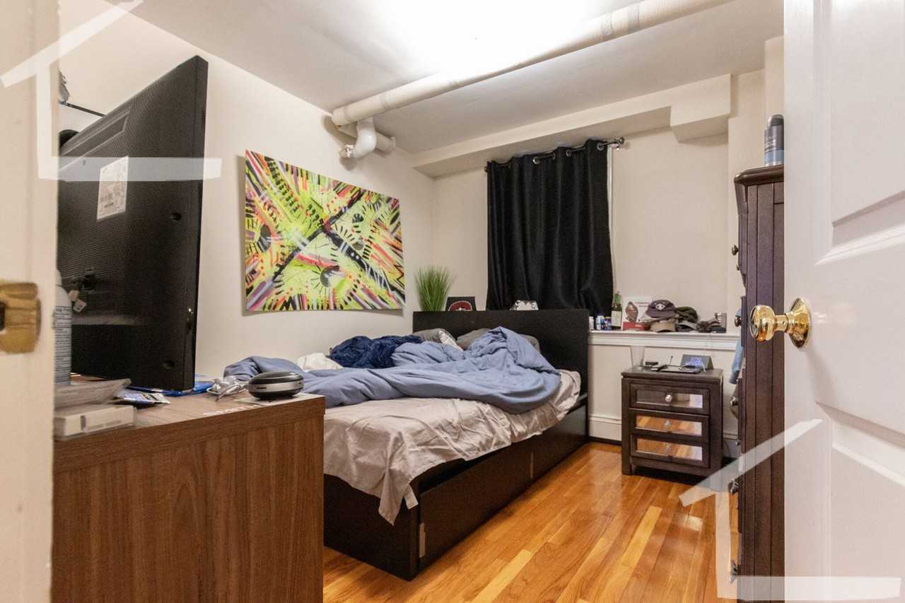 11 Glenville Ave - Photo 3 of 6