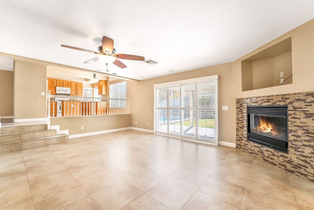 1849 Glory Lily Ct - Photo 3 of 25