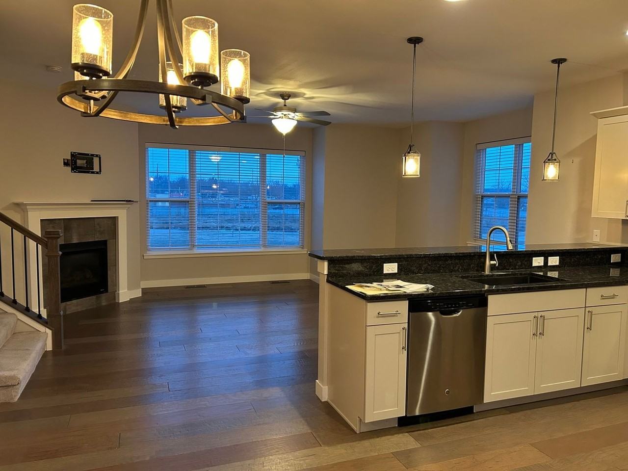 300 Clark Dr - Photo 2 of 21