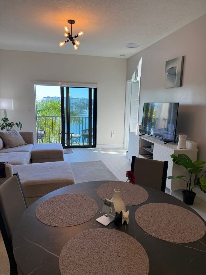 4725 Nw 85th Ave #47 - Photo 7 of 22