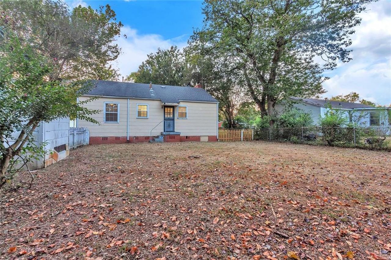 2614 Skyline Ave - Photo 3 of 19