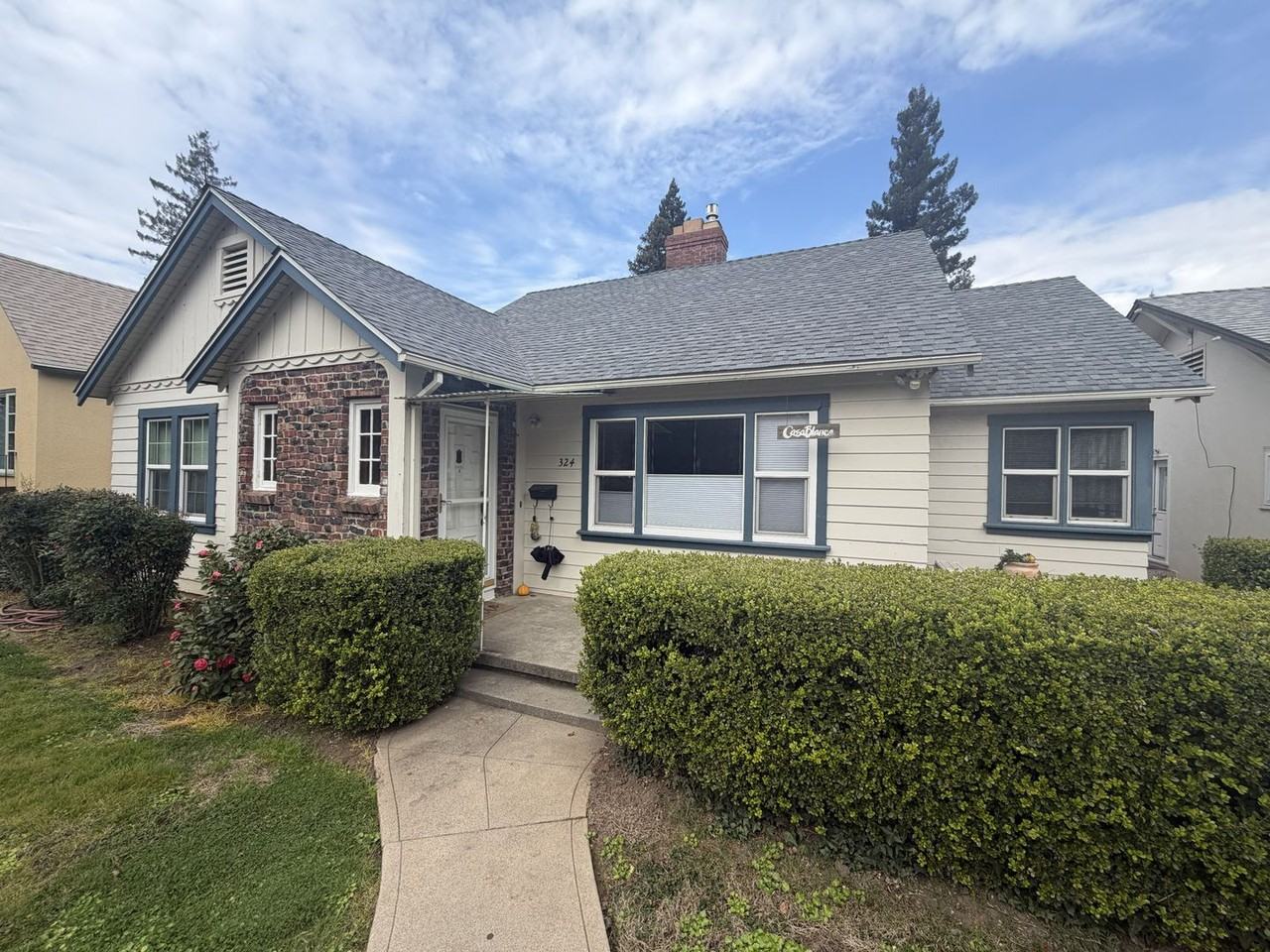 324 Mansion Ave - Photo 2 of 26